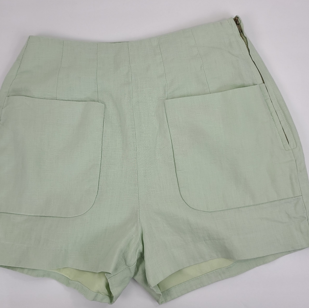 NWOT Ark & Co Linen High Waist Shorts Small Green. PRICE FIRM